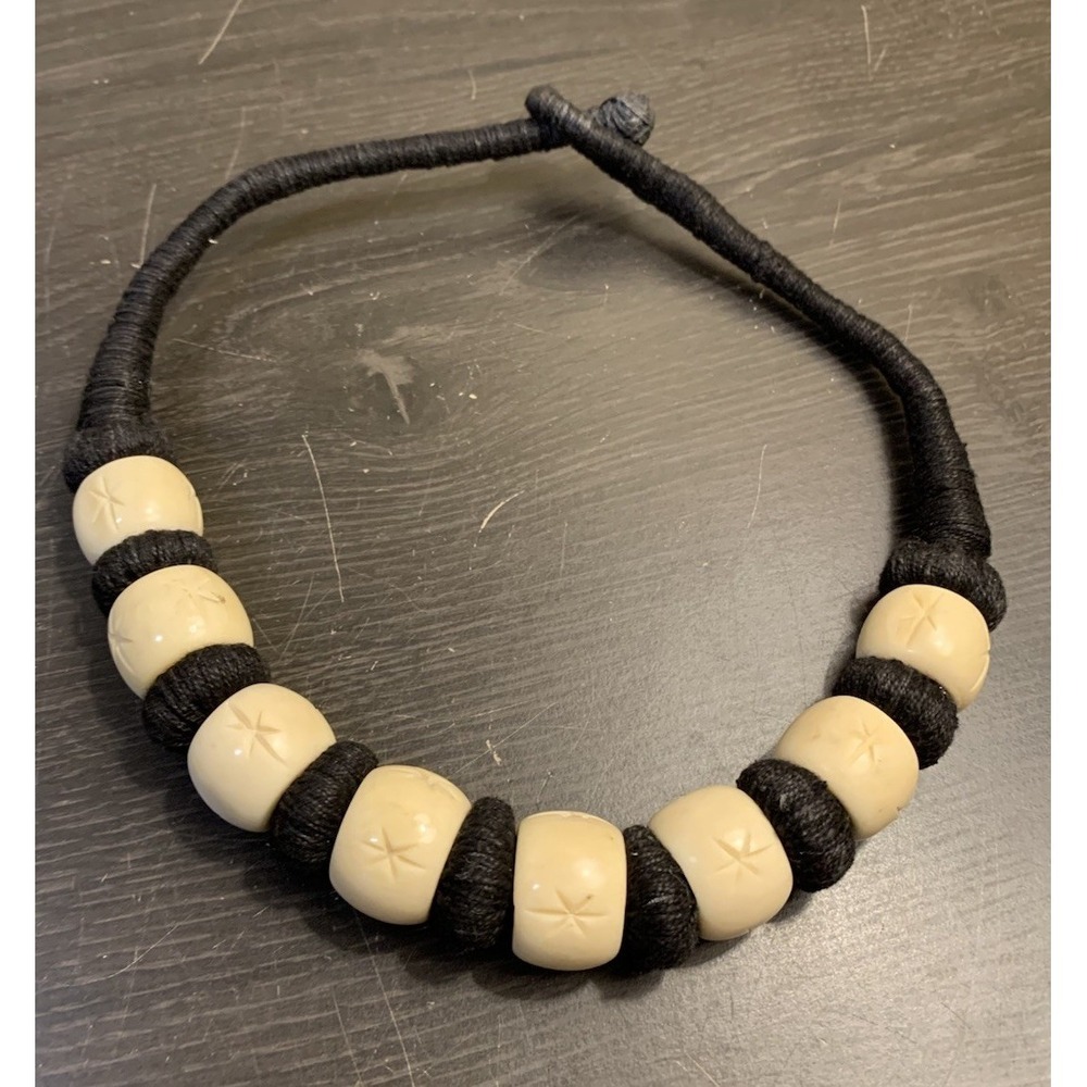 Vintage Tribal Style Chunky Black And Cream Beaded Necklace‎ 18"